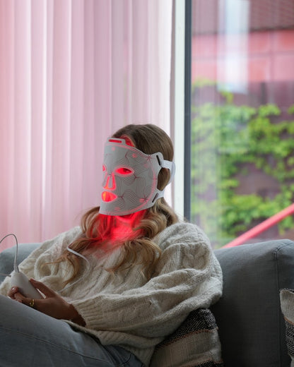 QueenRay LED Face + Neck Mask